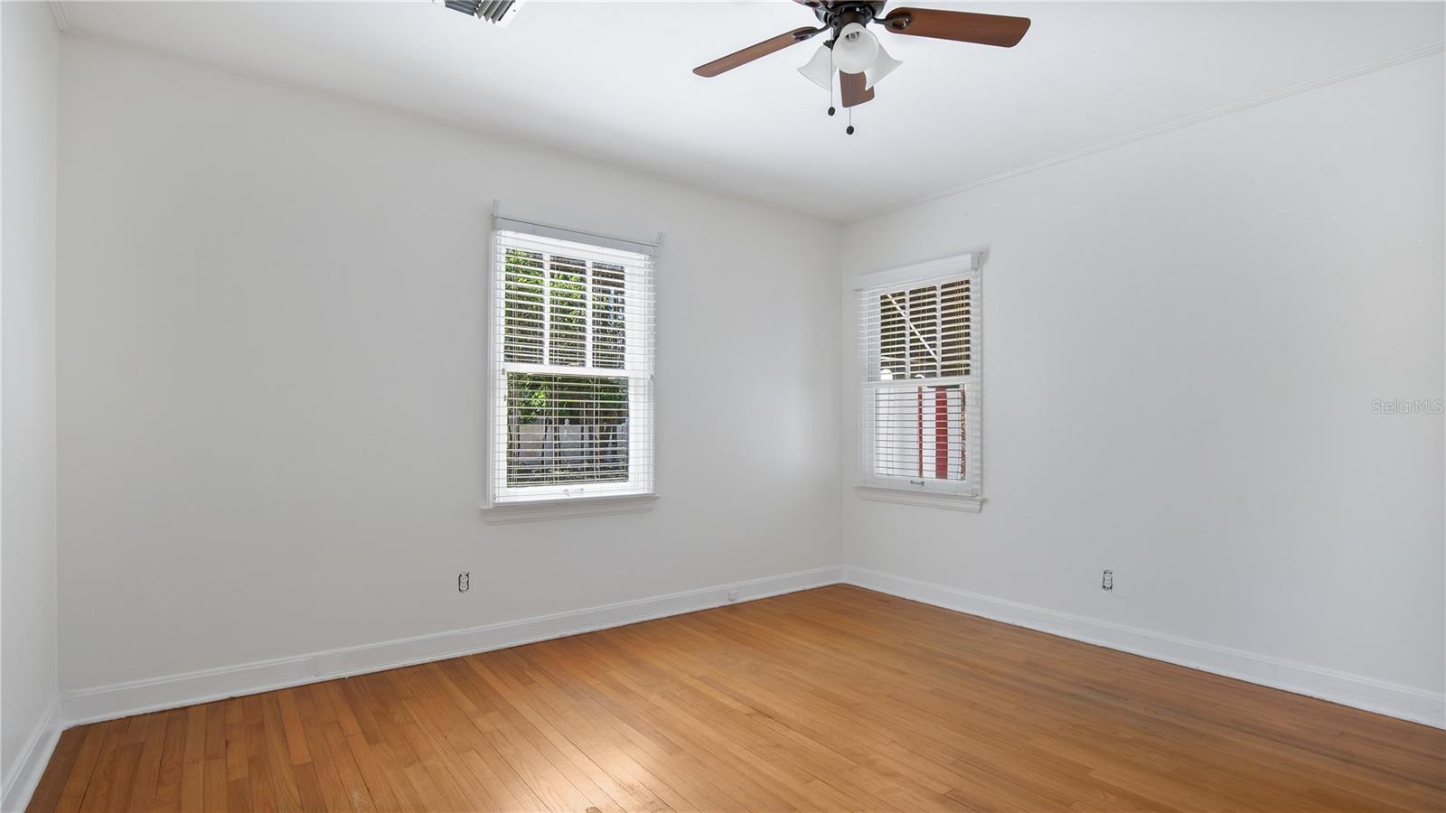 IVANHOE SQUARE - Residential Lease