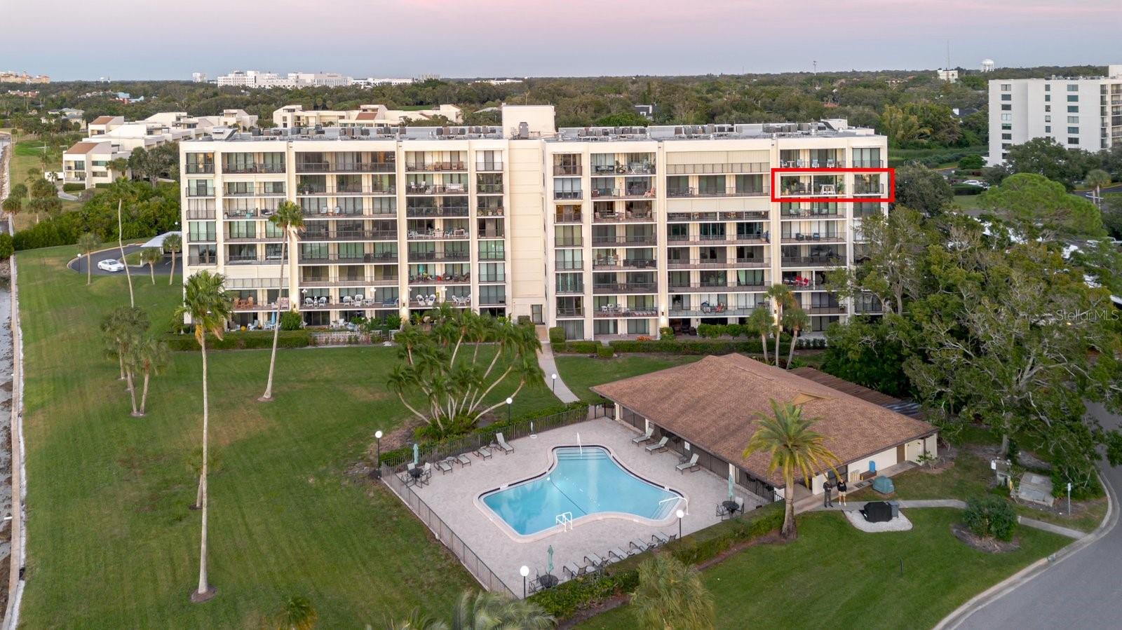 100 OAKMONT LANE 703