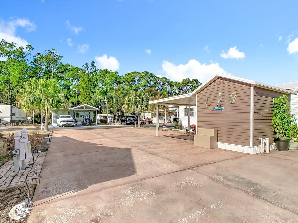 Photo of 450 Pine Loop, Frostproof, FL 33843 (MLS # TB8476310)