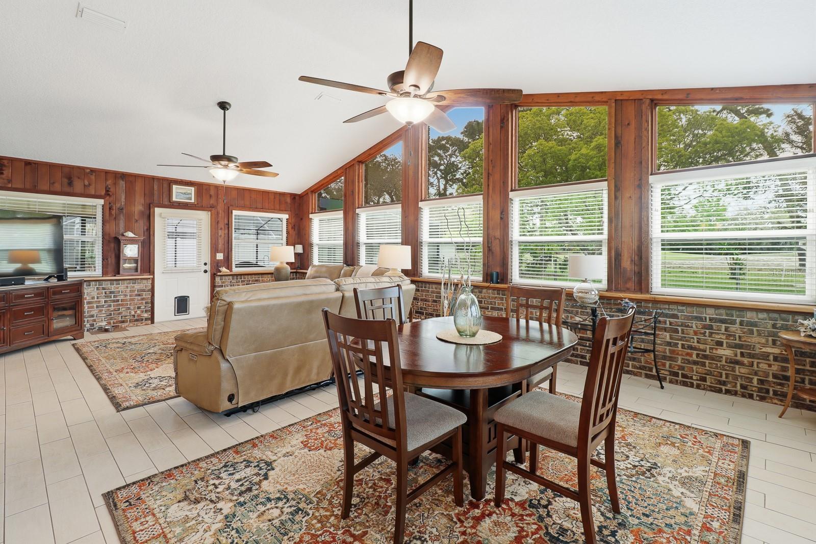 GLEN ABBEY - Residential