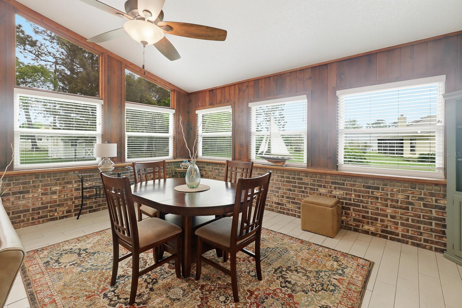 GLEN ABBEY - Residential