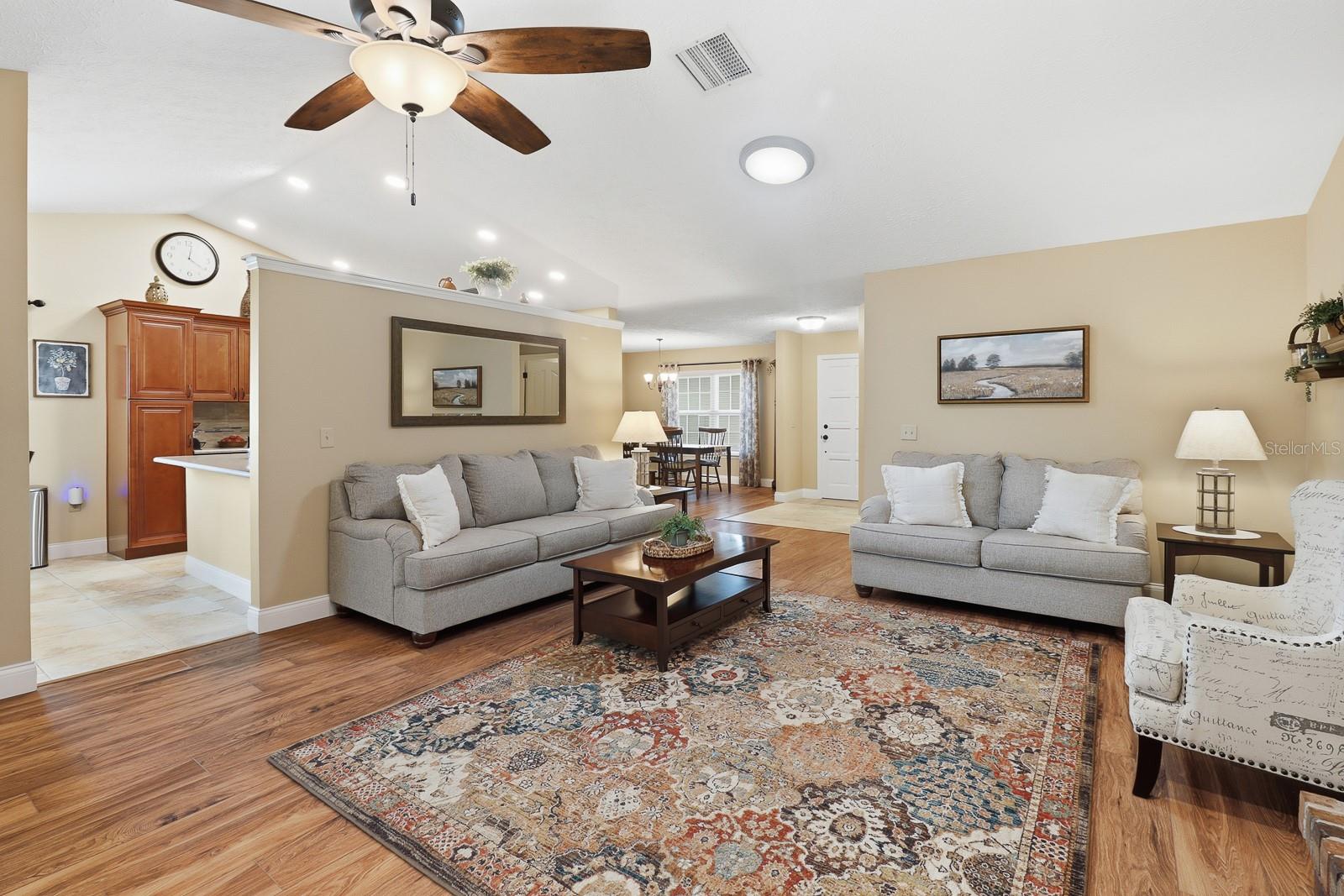 GLEN ABBEY - Residential