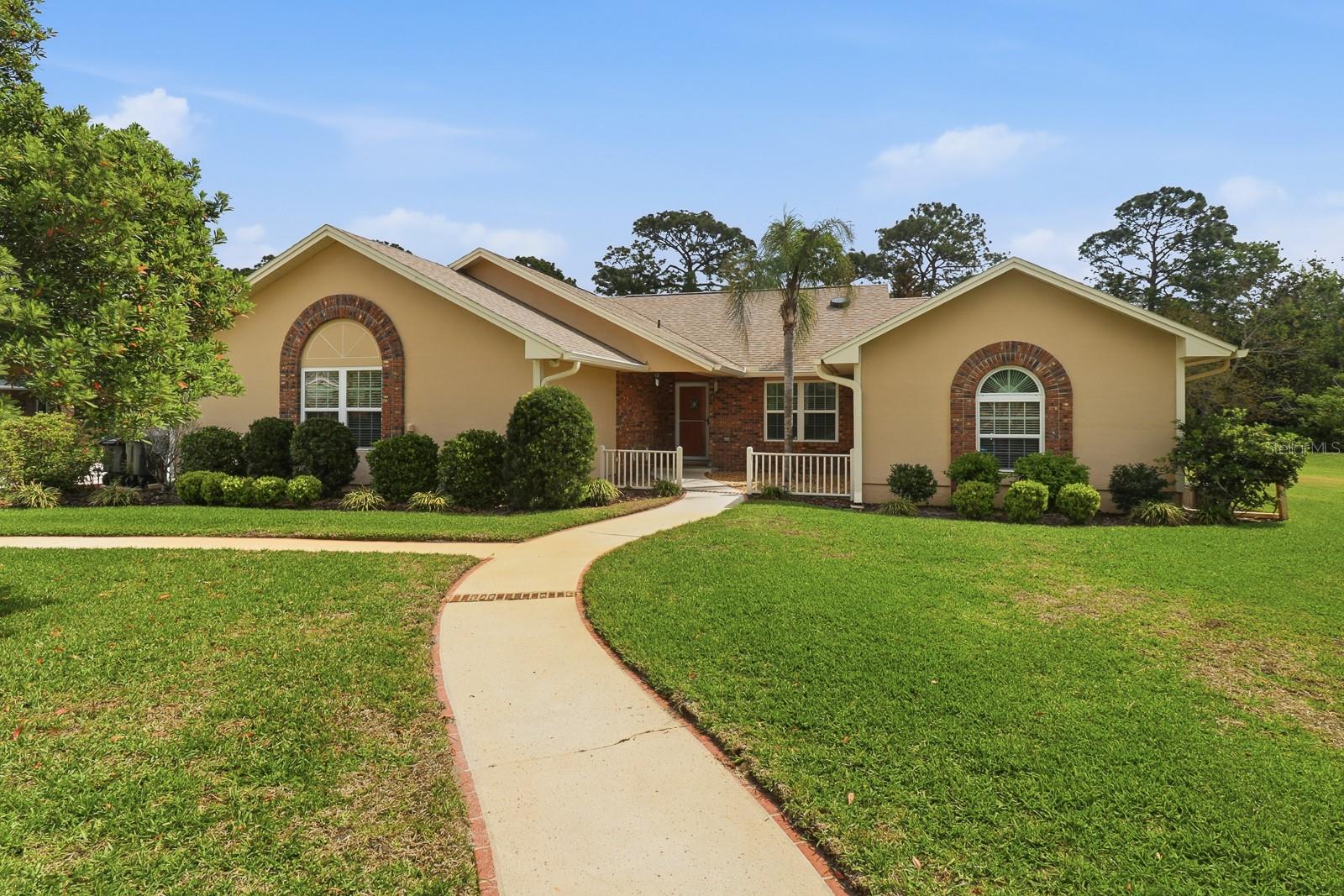 GLEN ABBEY - Residential