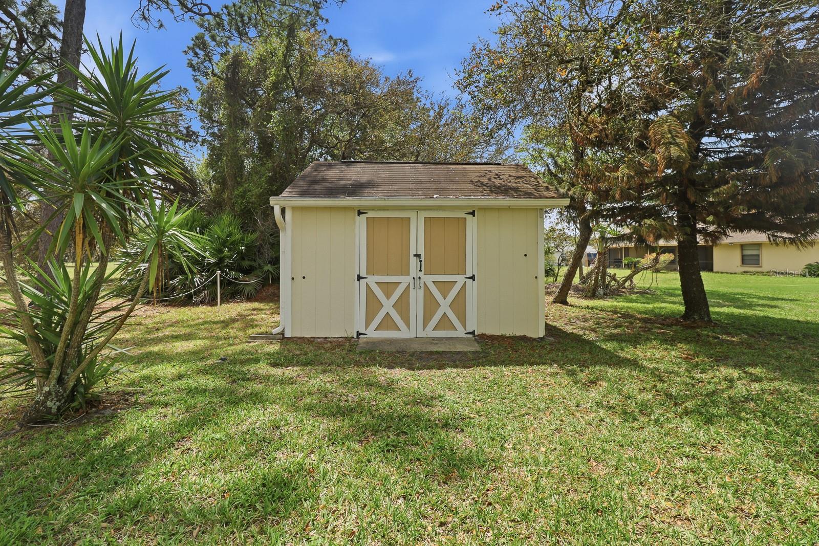 GLEN ABBEY - Residential