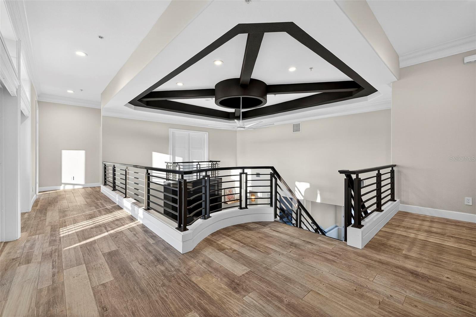 HARBOR VIEW 09 - Residential