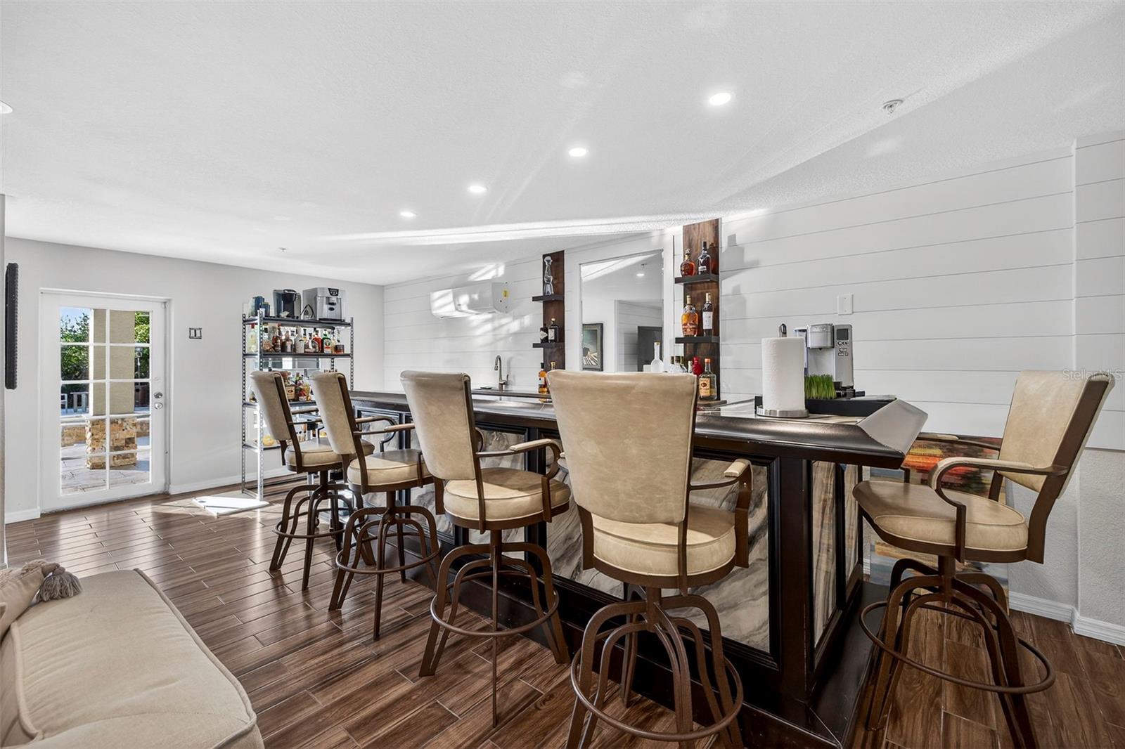 HARBOR VIEW 09 - Residential