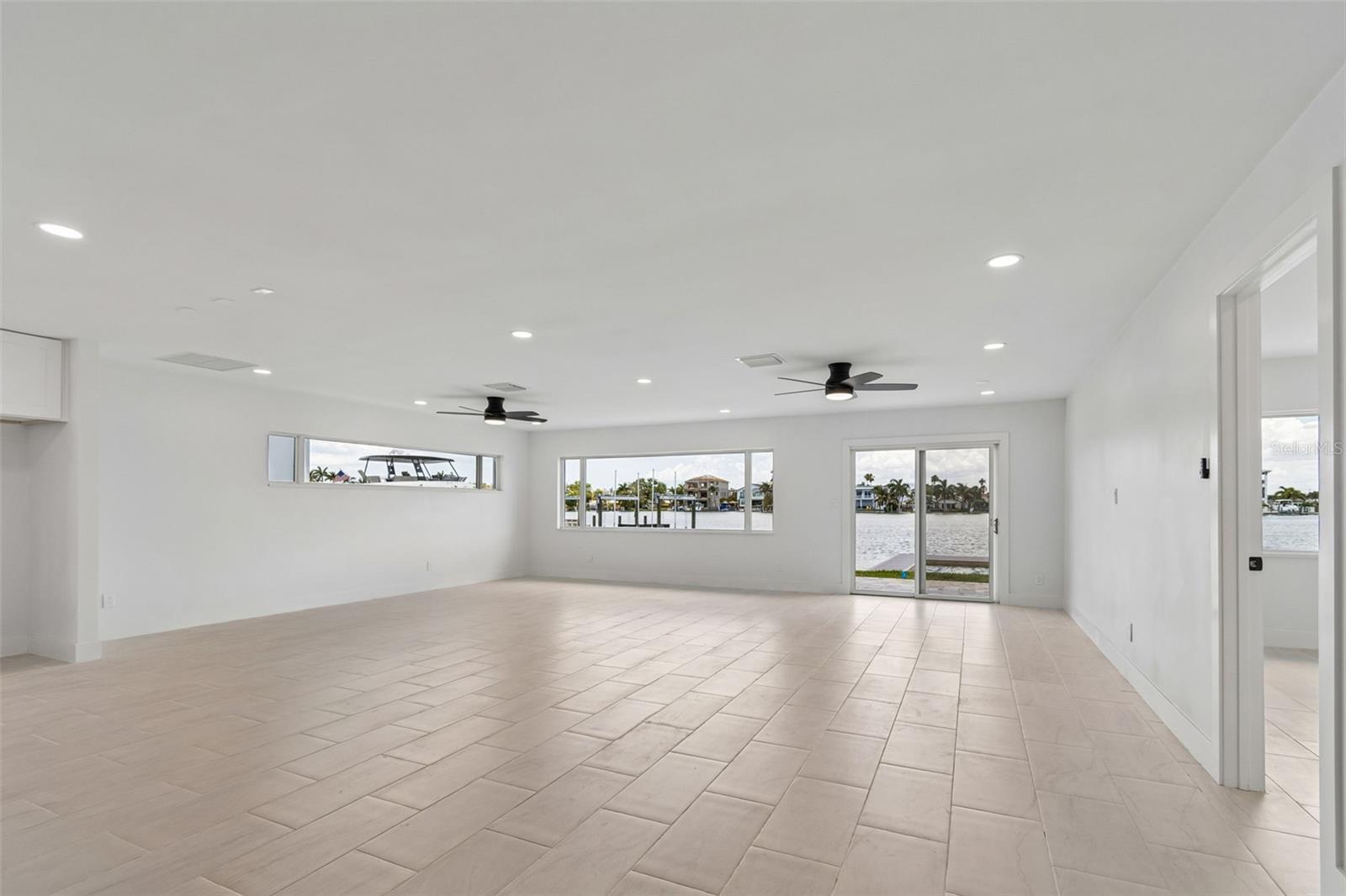 PARADISE ISLAND 2ND ADD - Residential