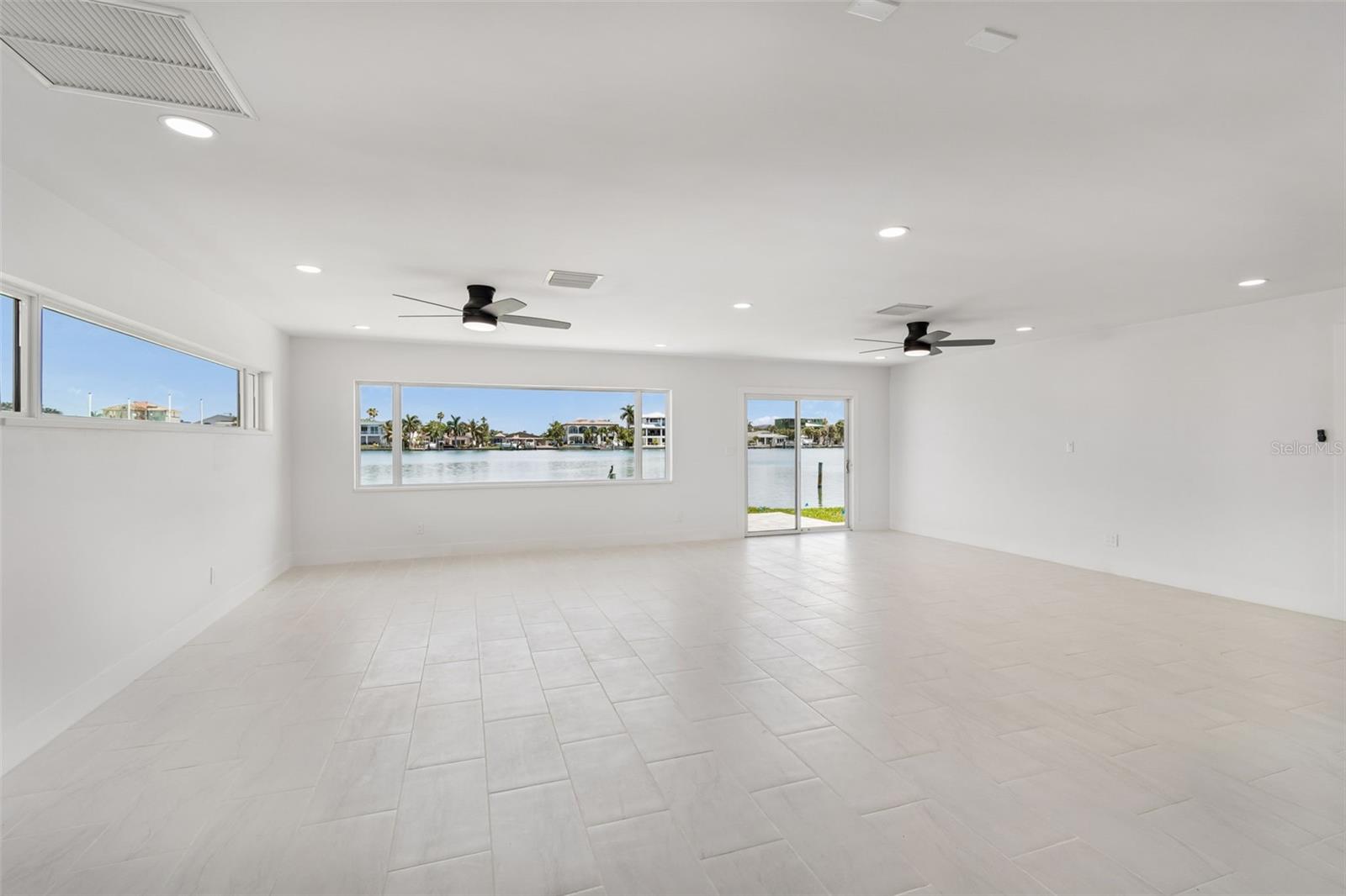 PARADISE ISLAND 2ND ADD - Residential