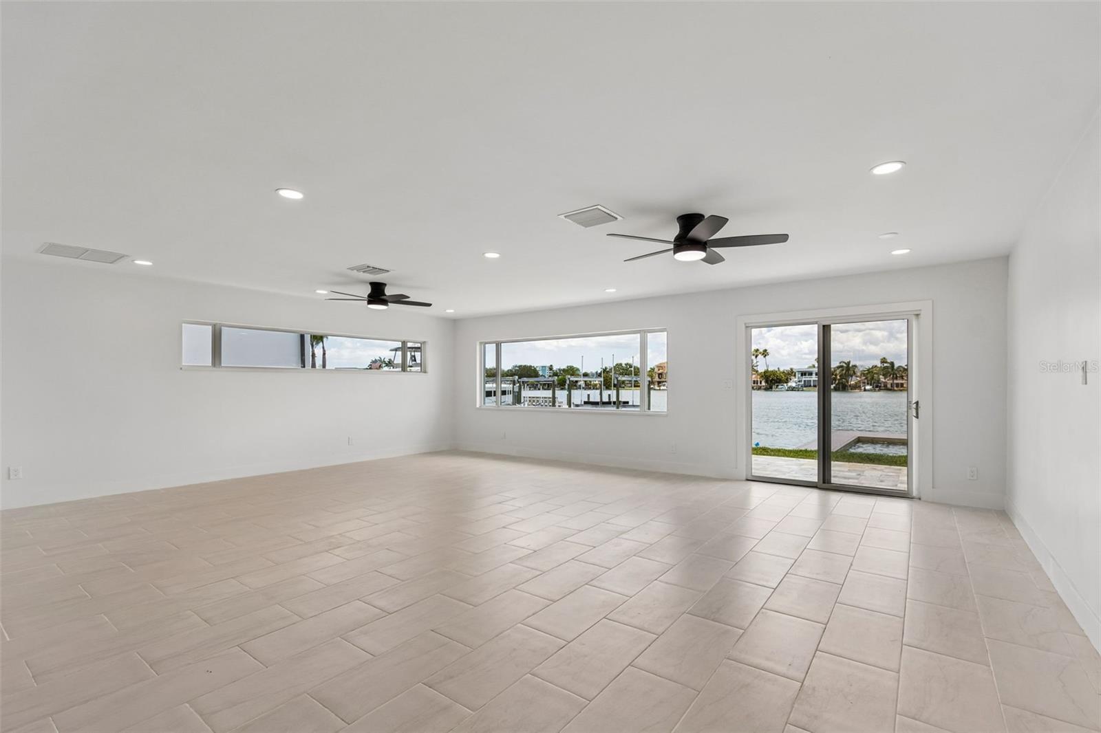 PARADISE ISLAND 2ND ADD - Residential