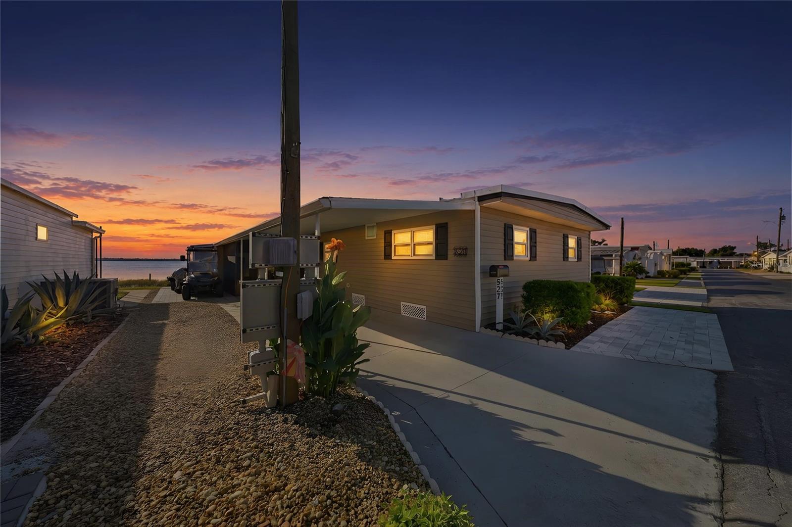 527 SINCLAIR CIRCLE