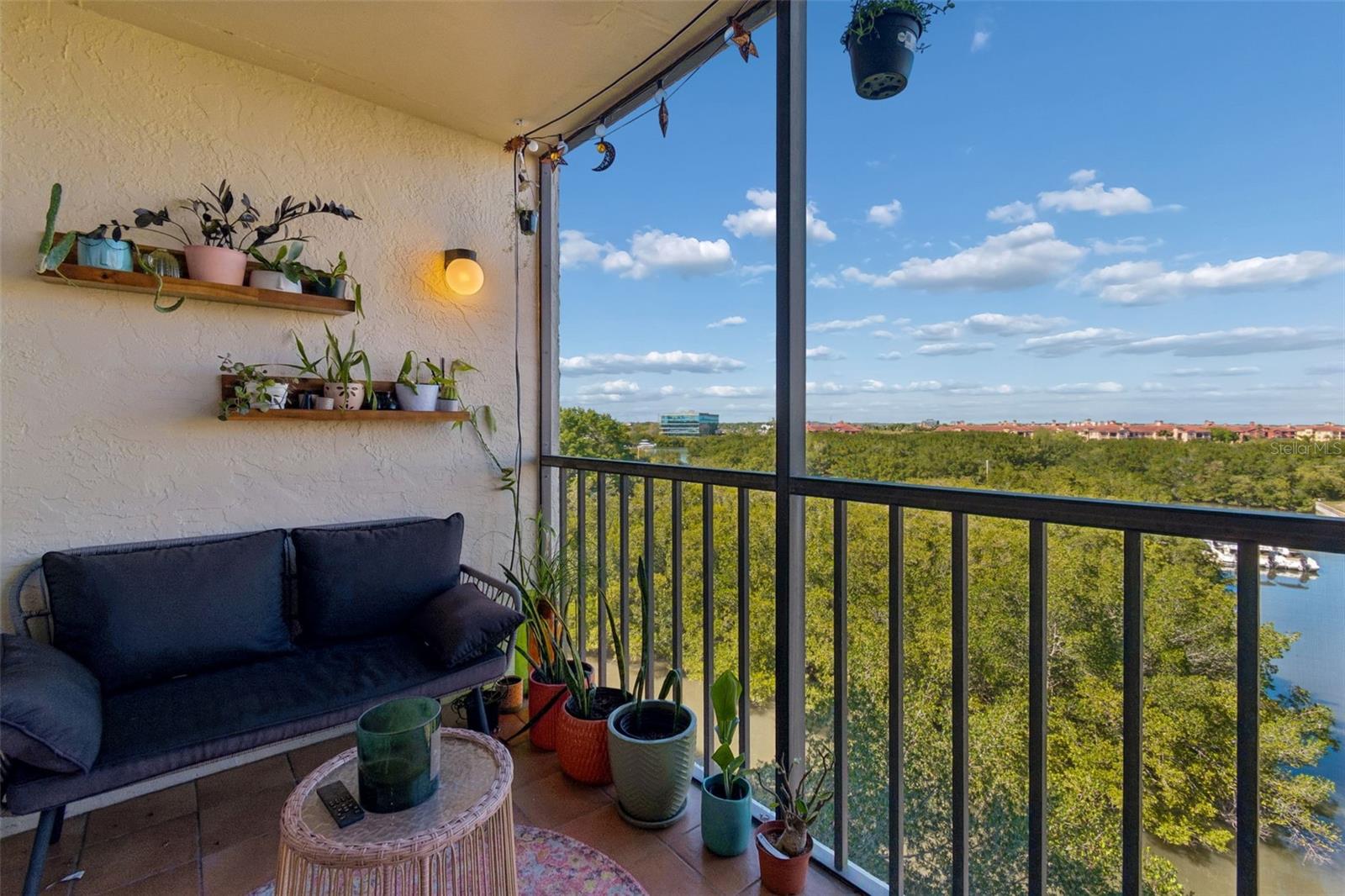 COVE CAY VILLAGE III - Residential Lease