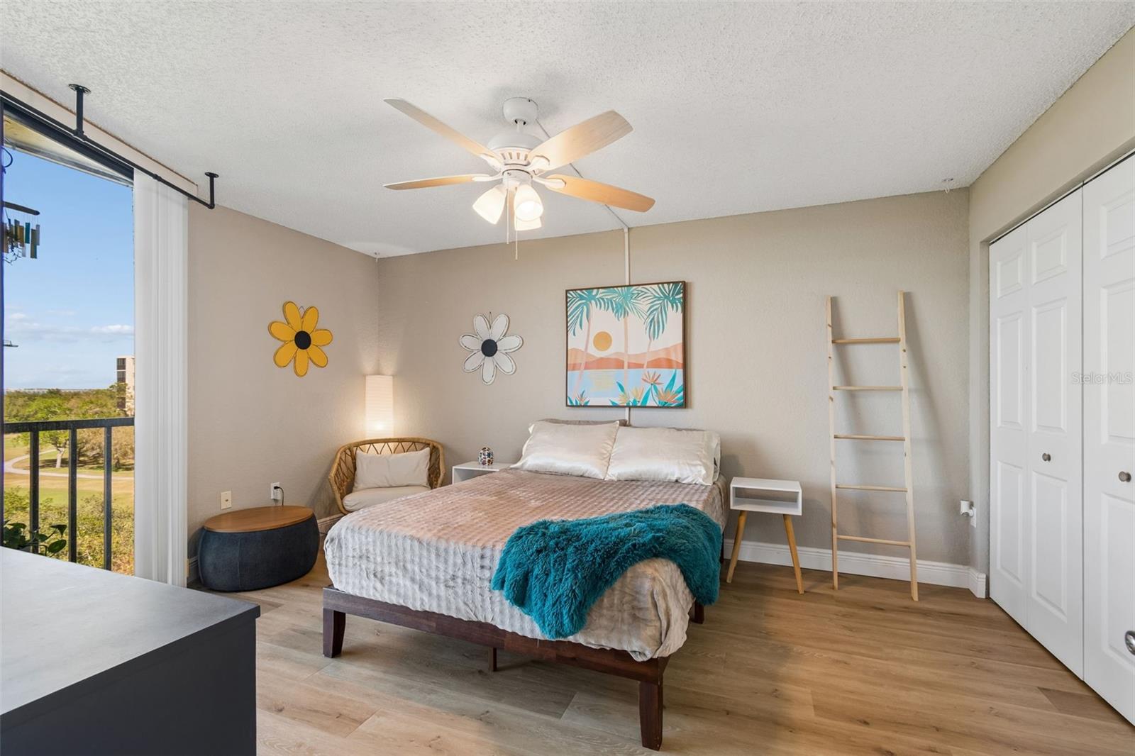 COVE CAY VILLAGE III - Residential Lease