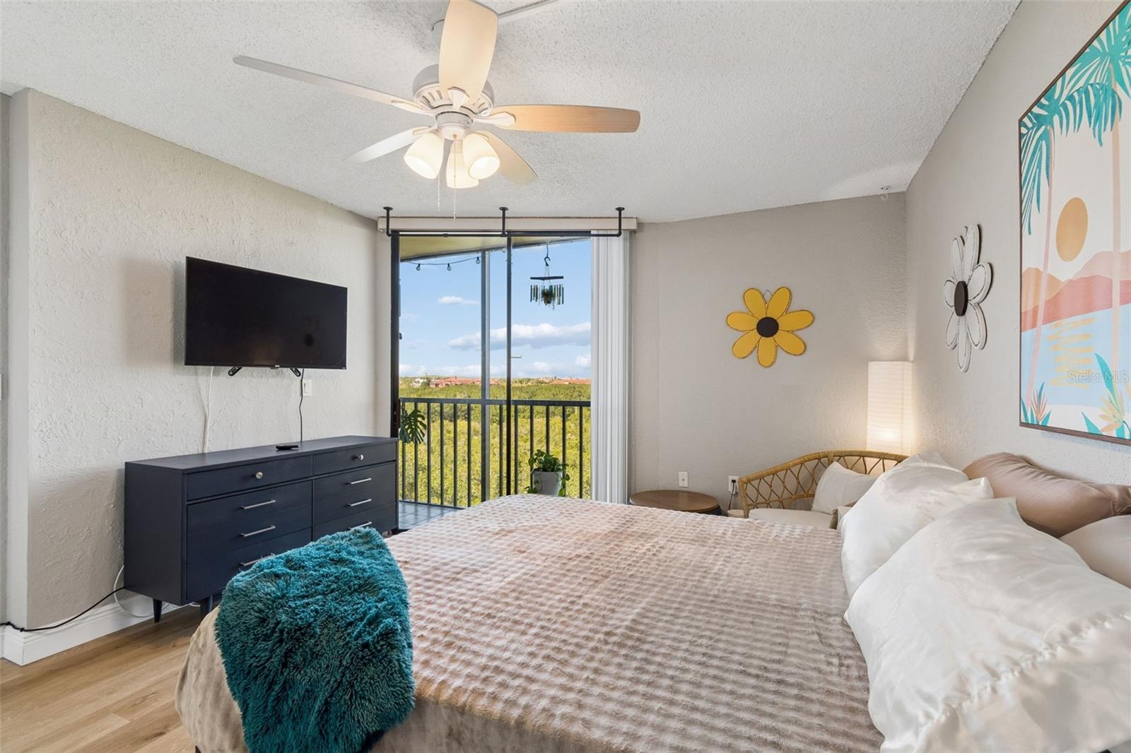 COVE CAY VILLAGE III - Residential Lease