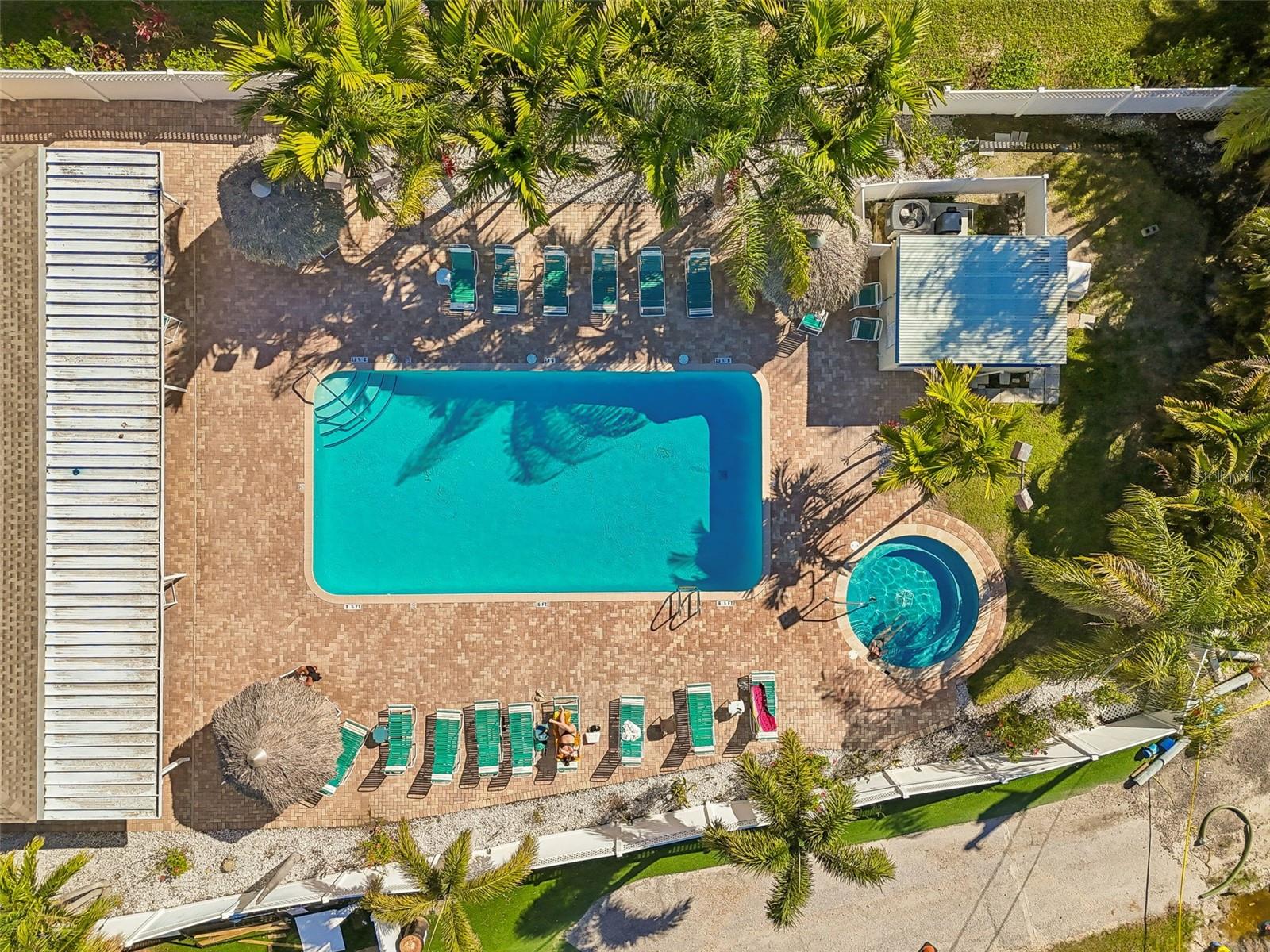 COVE CAY VILLAGE III - Residential Lease