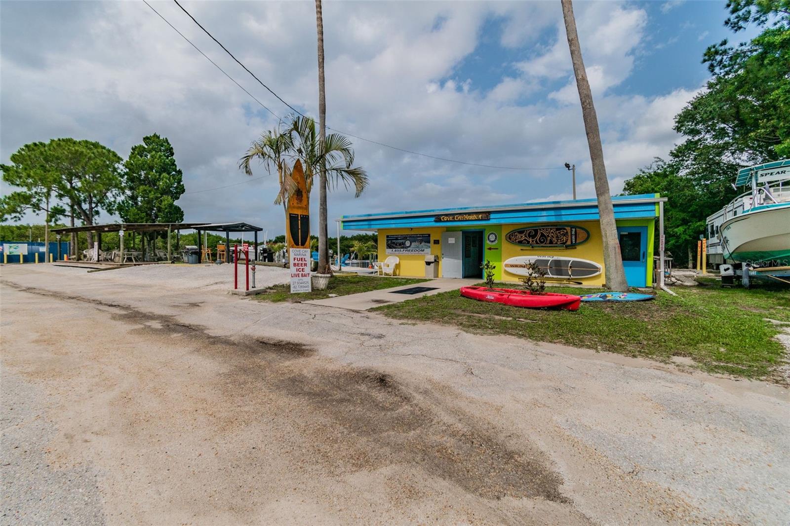 COVE CAY VILLAGE III - Residential Lease