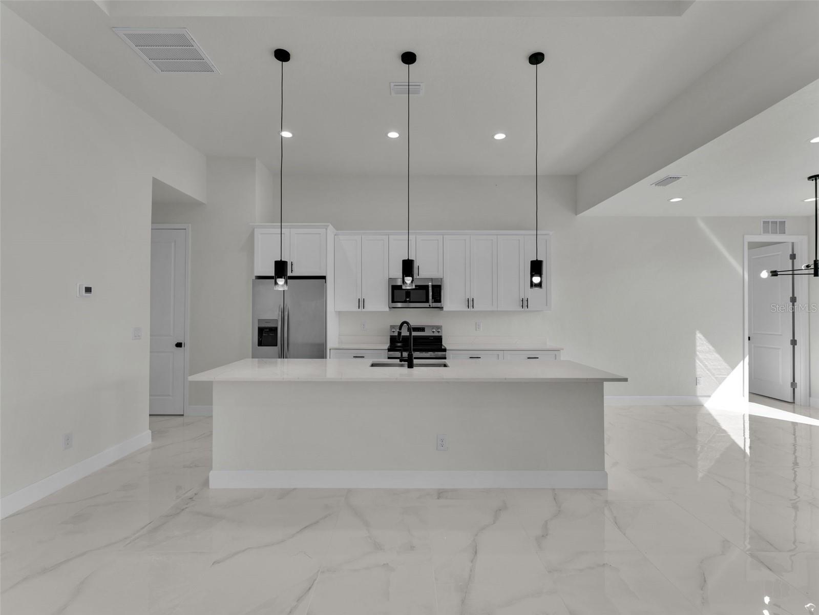 PORT CHARLOTTE SEC 87 - Residential Lease