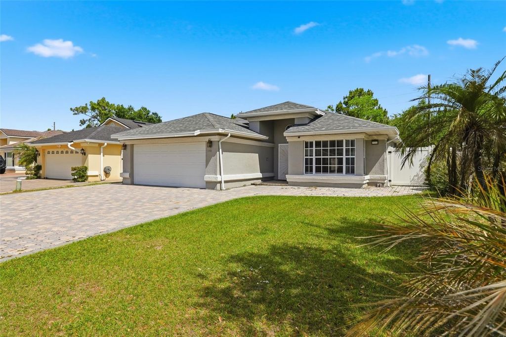 Photo of 140 Seabreeze Circle, Kissimmee, FL 34743 (MLS # S5148562)