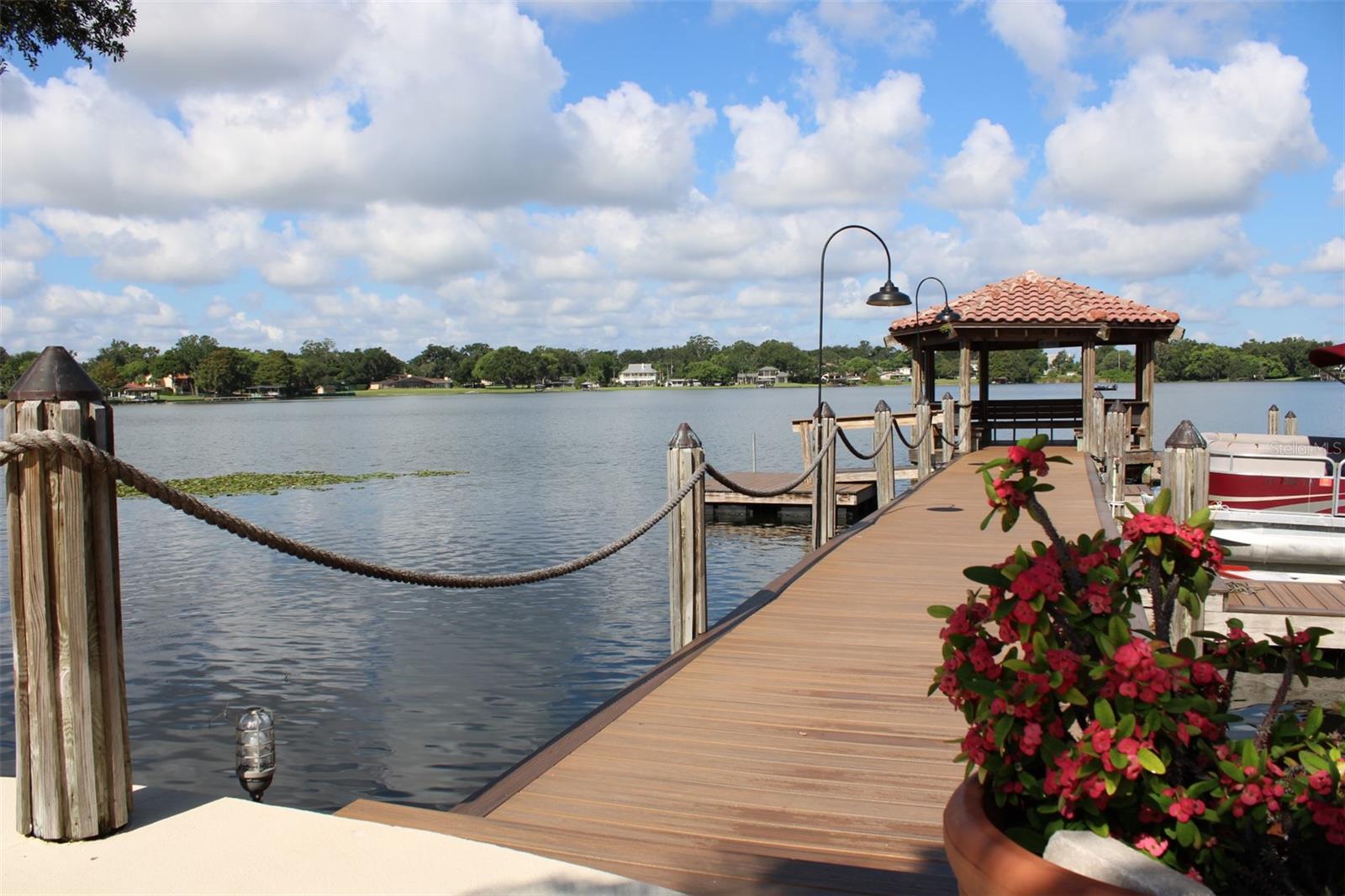 LAKE PINELOCH VILLAGE CONDO 02 - Residential