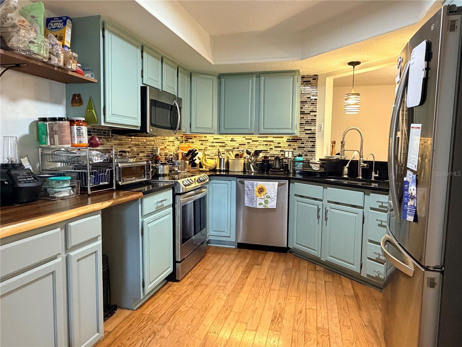 LAKE PINELOCH VILLAGE CONDO 02 - Residential