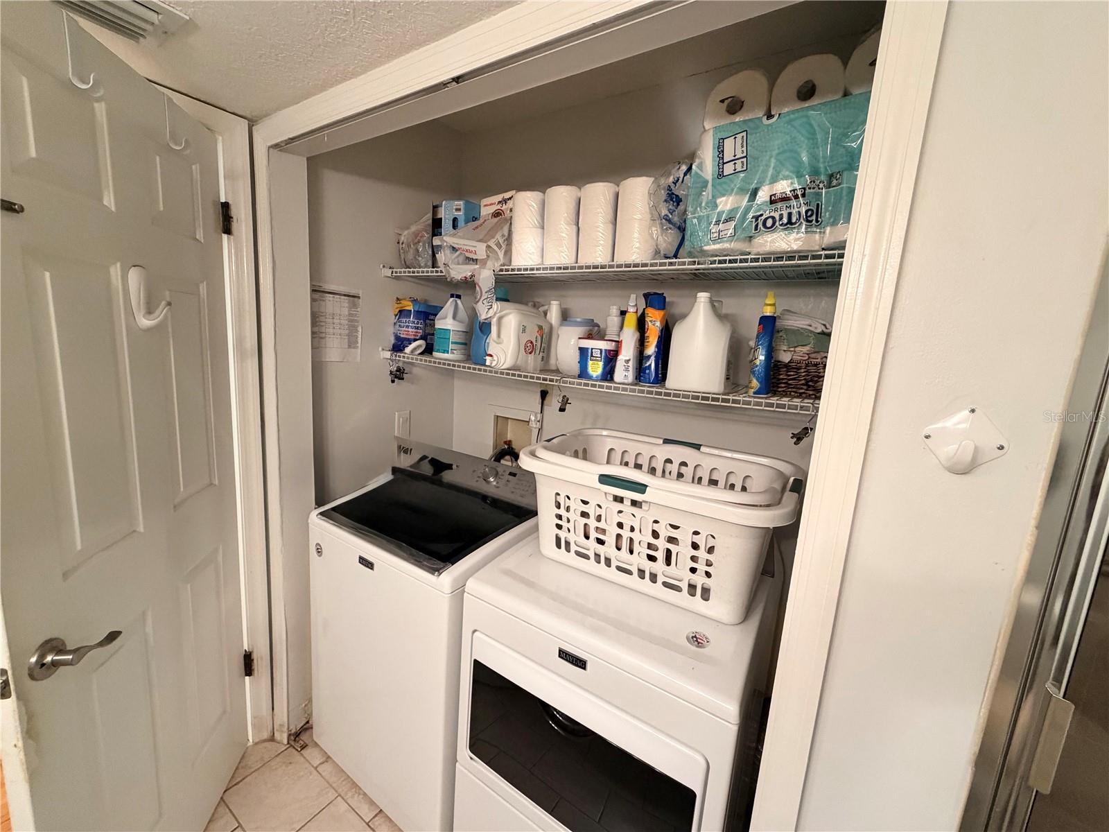 LAKE PINELOCH VILLAGE CONDO 02 - Residential