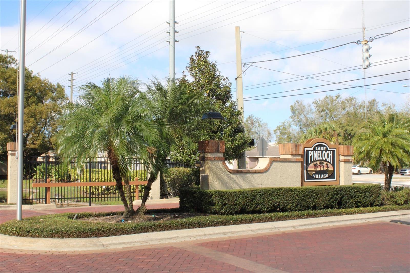 LAKE PINELOCH VILLAGE CONDO 02 - Residential