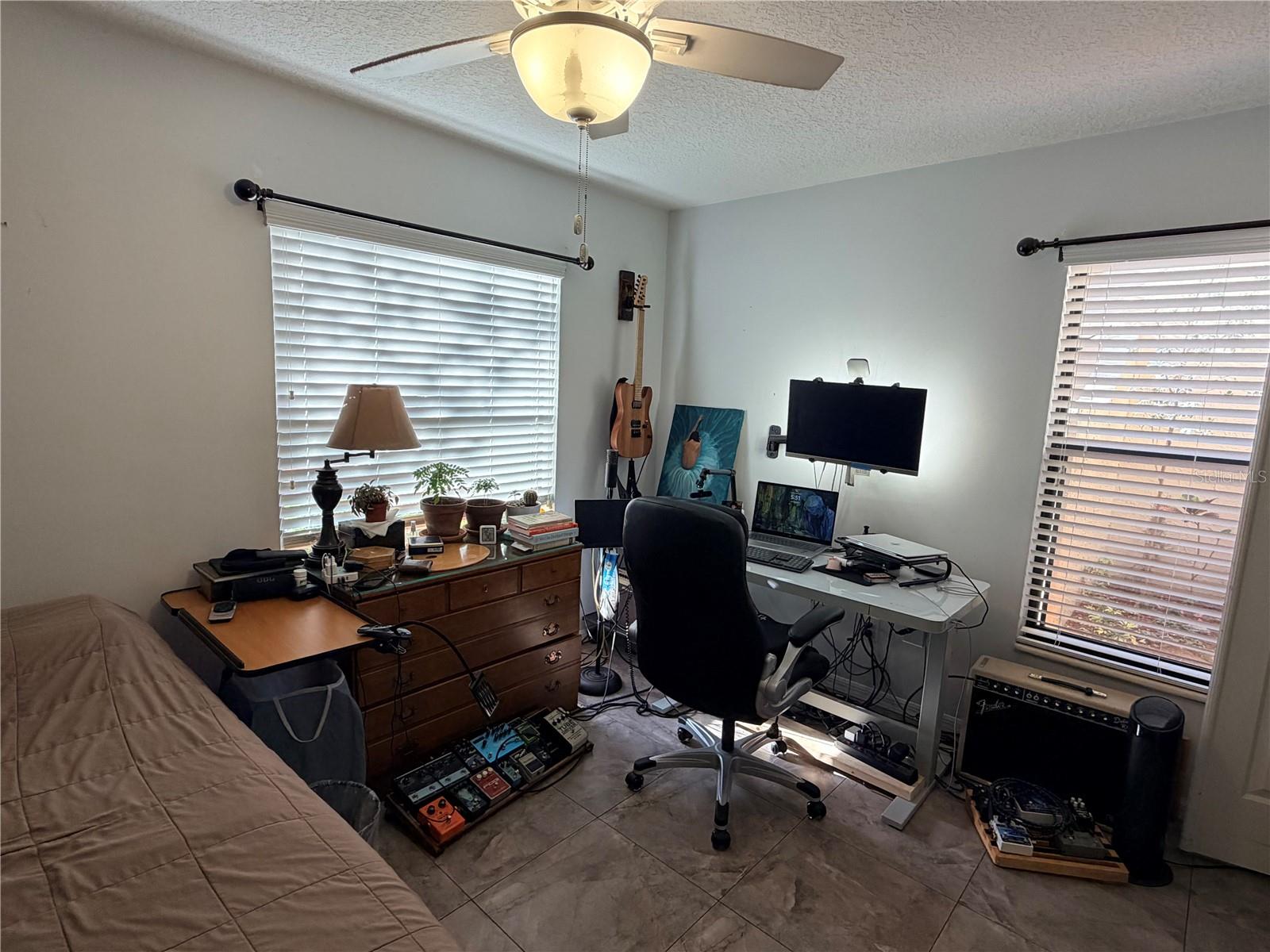 LAKE PINELOCH VILLAGE CONDO 02 - Residential