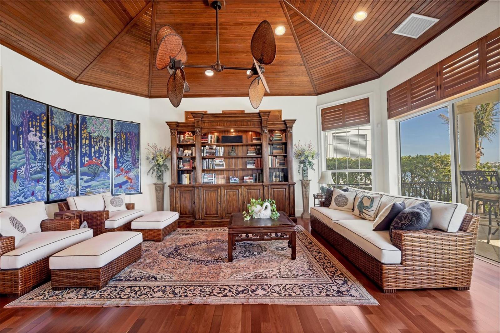 OYSTER BAY ESTATES - Residential