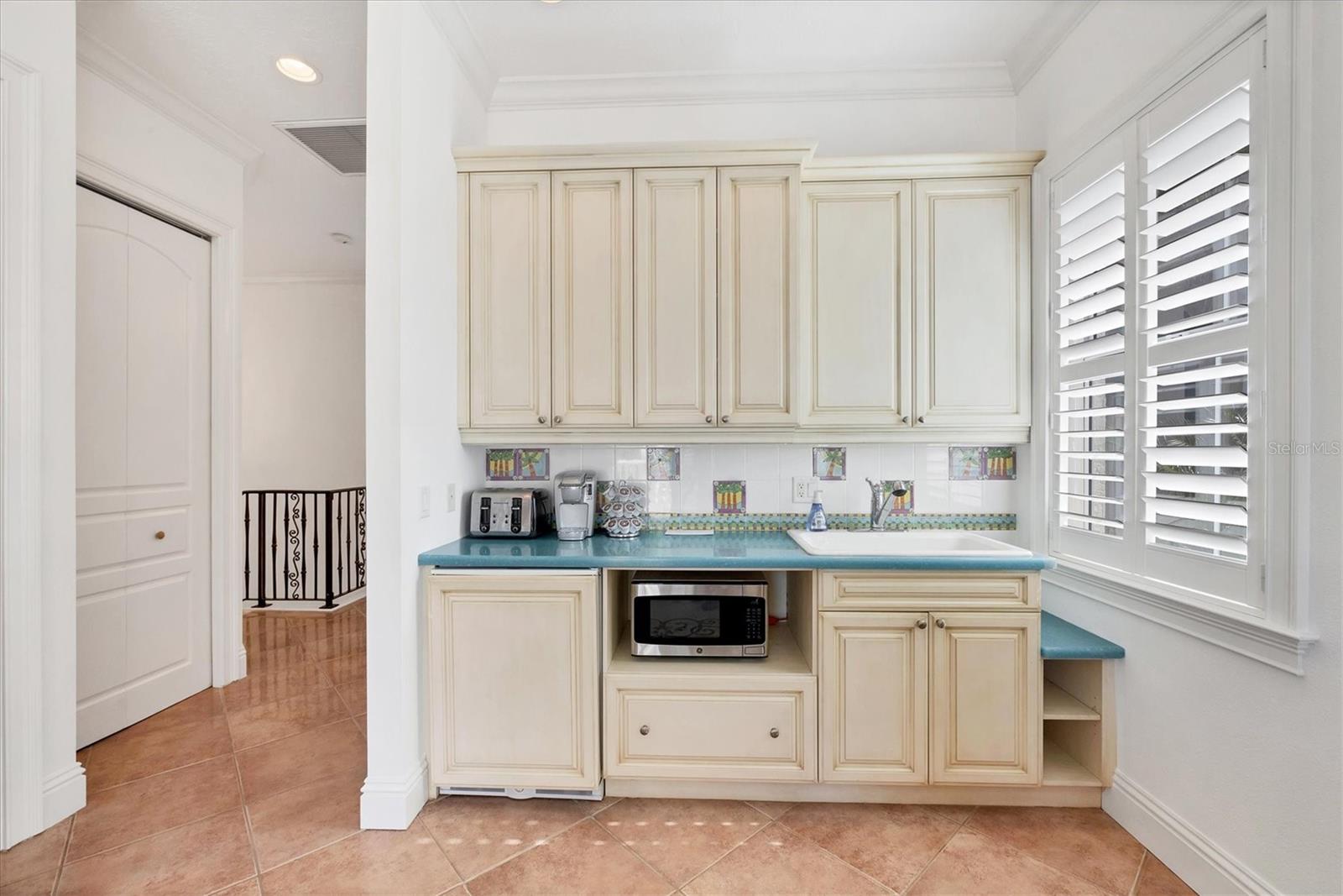 OYSTER BAY ESTATES - Residential