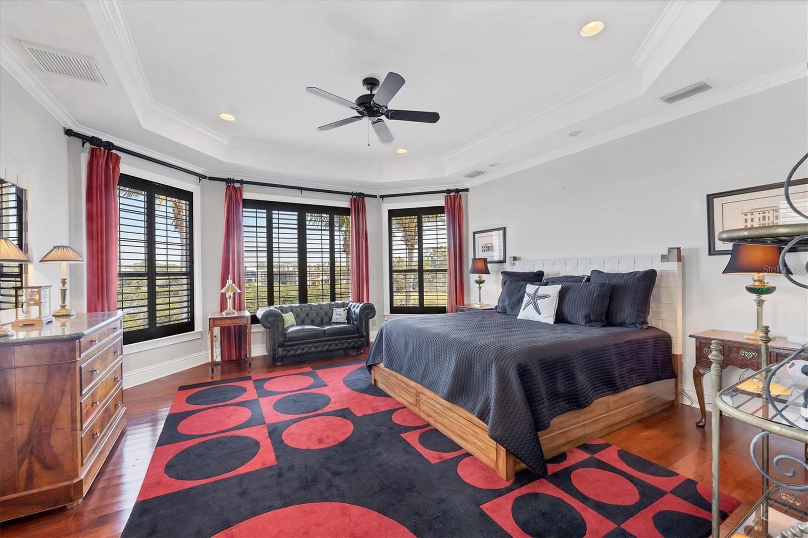 OYSTER BAY ESTATES - Residential