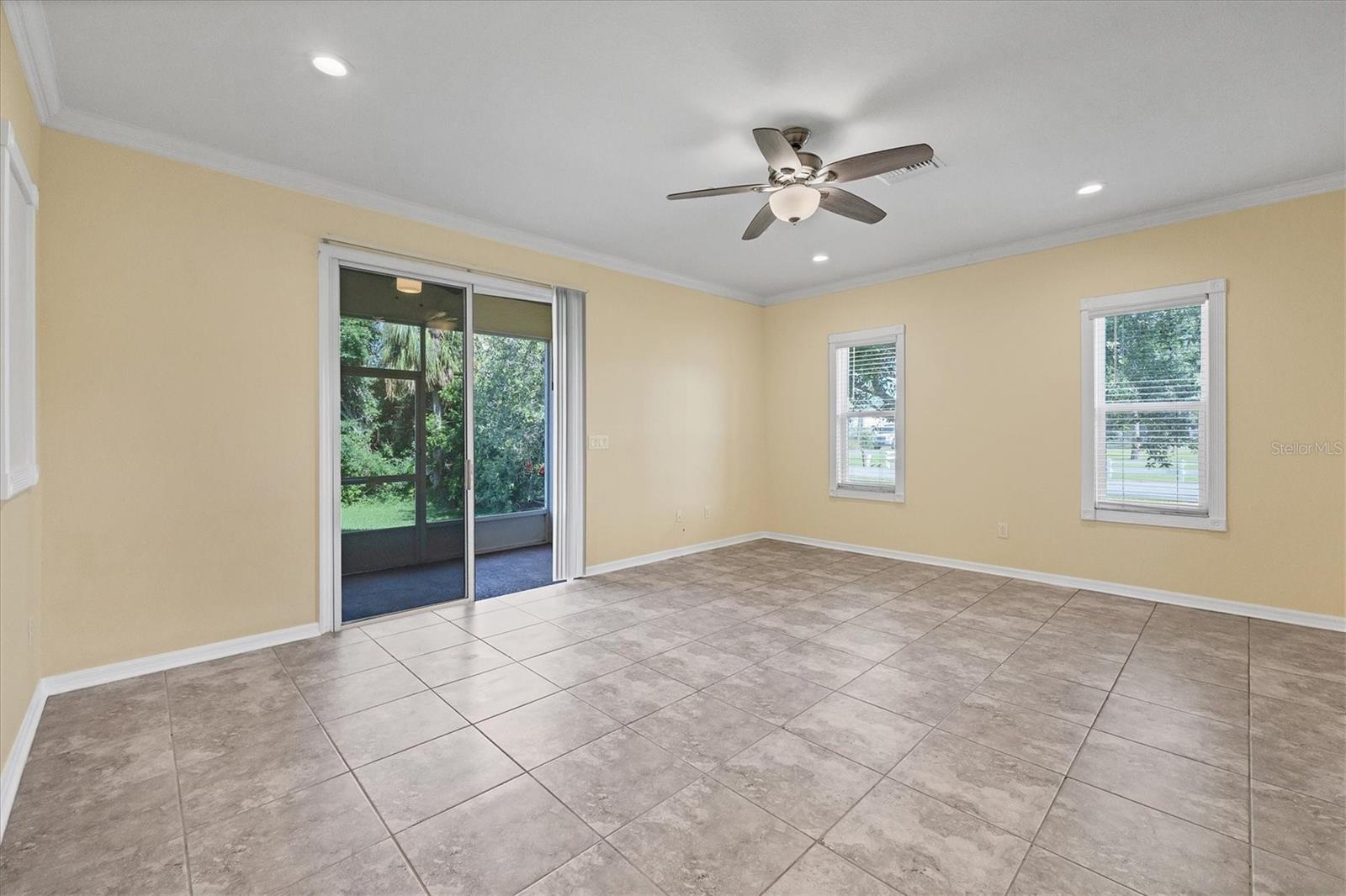 1033 GRANTHAM DRIVE
