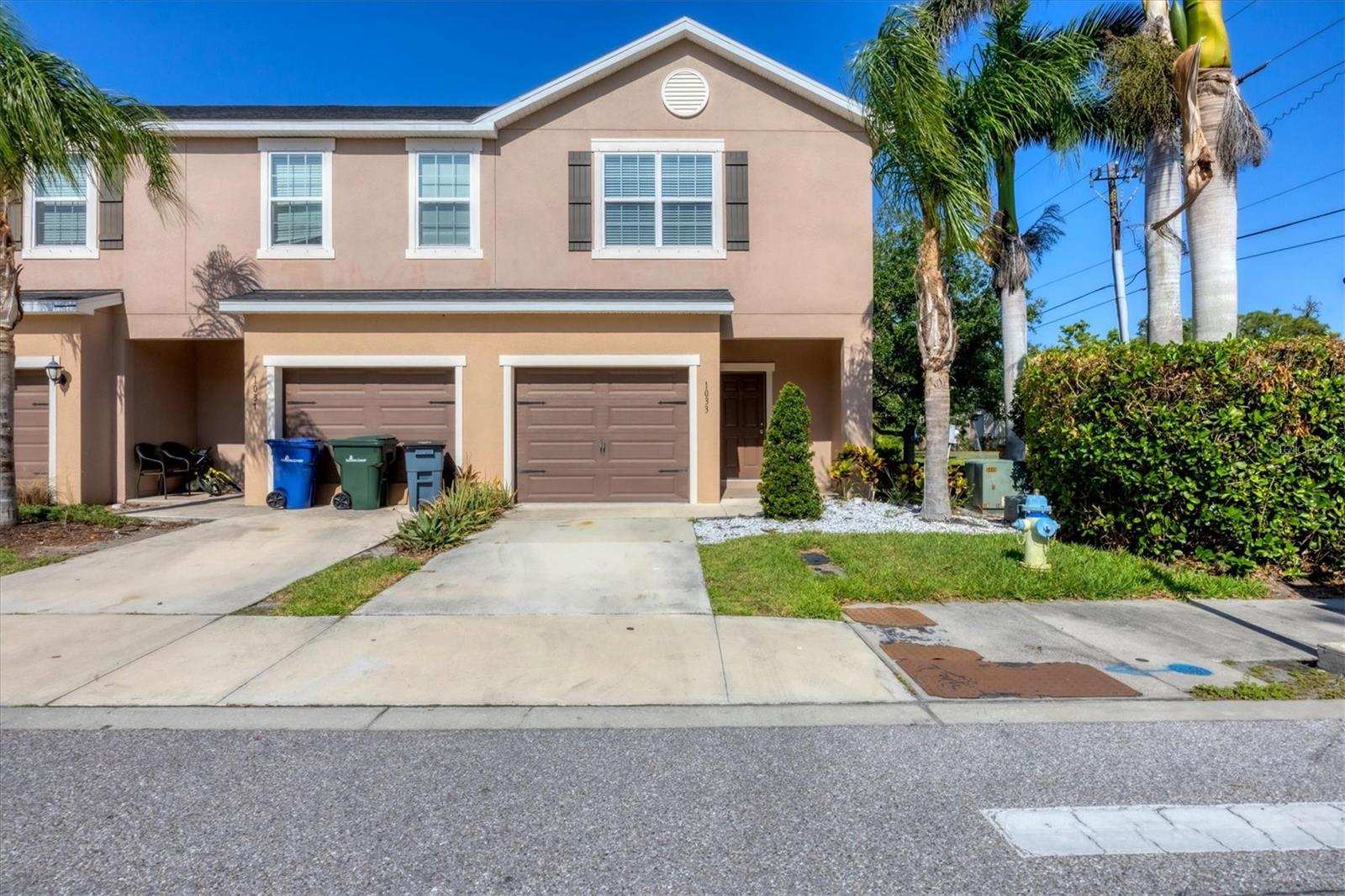 1033 GRANTHAM DRIVE