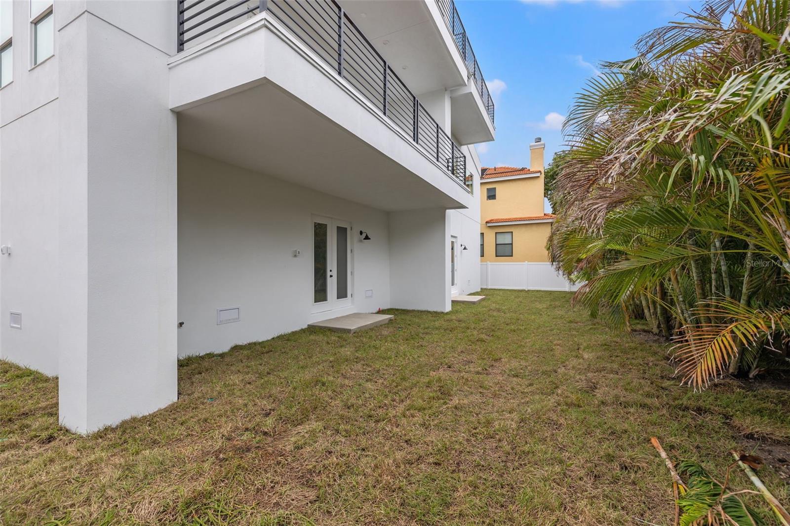 BELLEAIR BEACH YACHT CLUB ESTATES - Residential