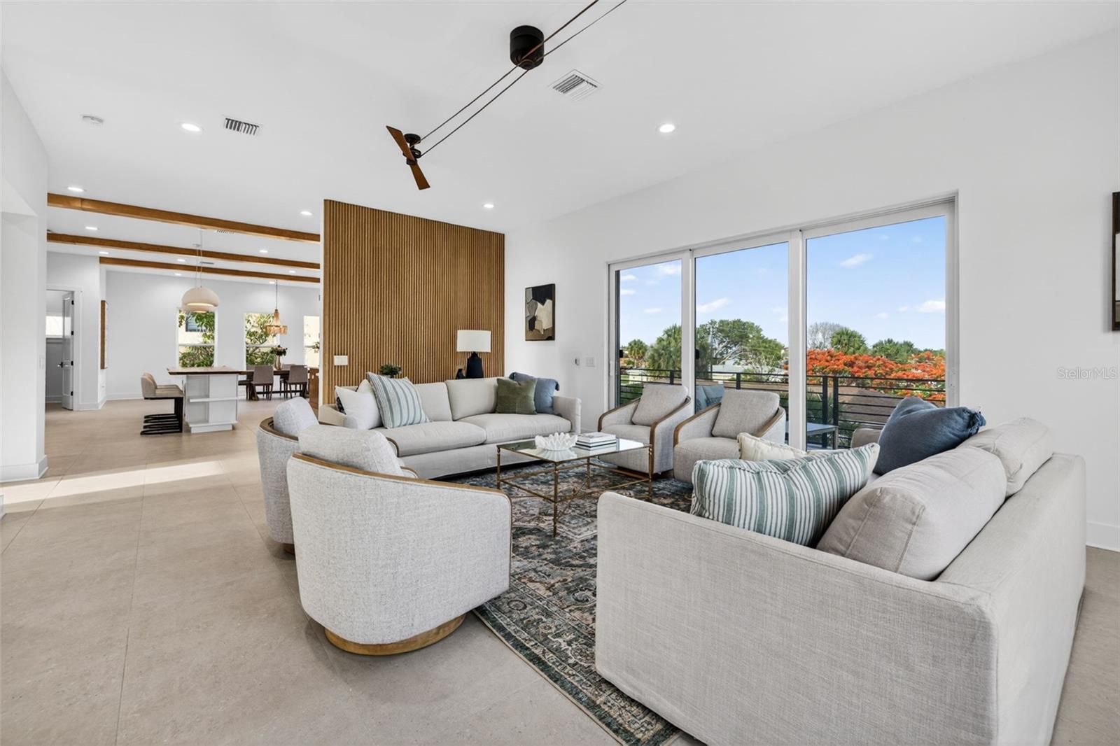 BELLEAIR BEACH YACHT CLUB ESTATES - Residential