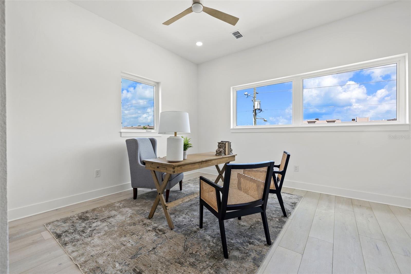 BELLEAIR BEACH YACHT CLUB ESTATES - Residential
