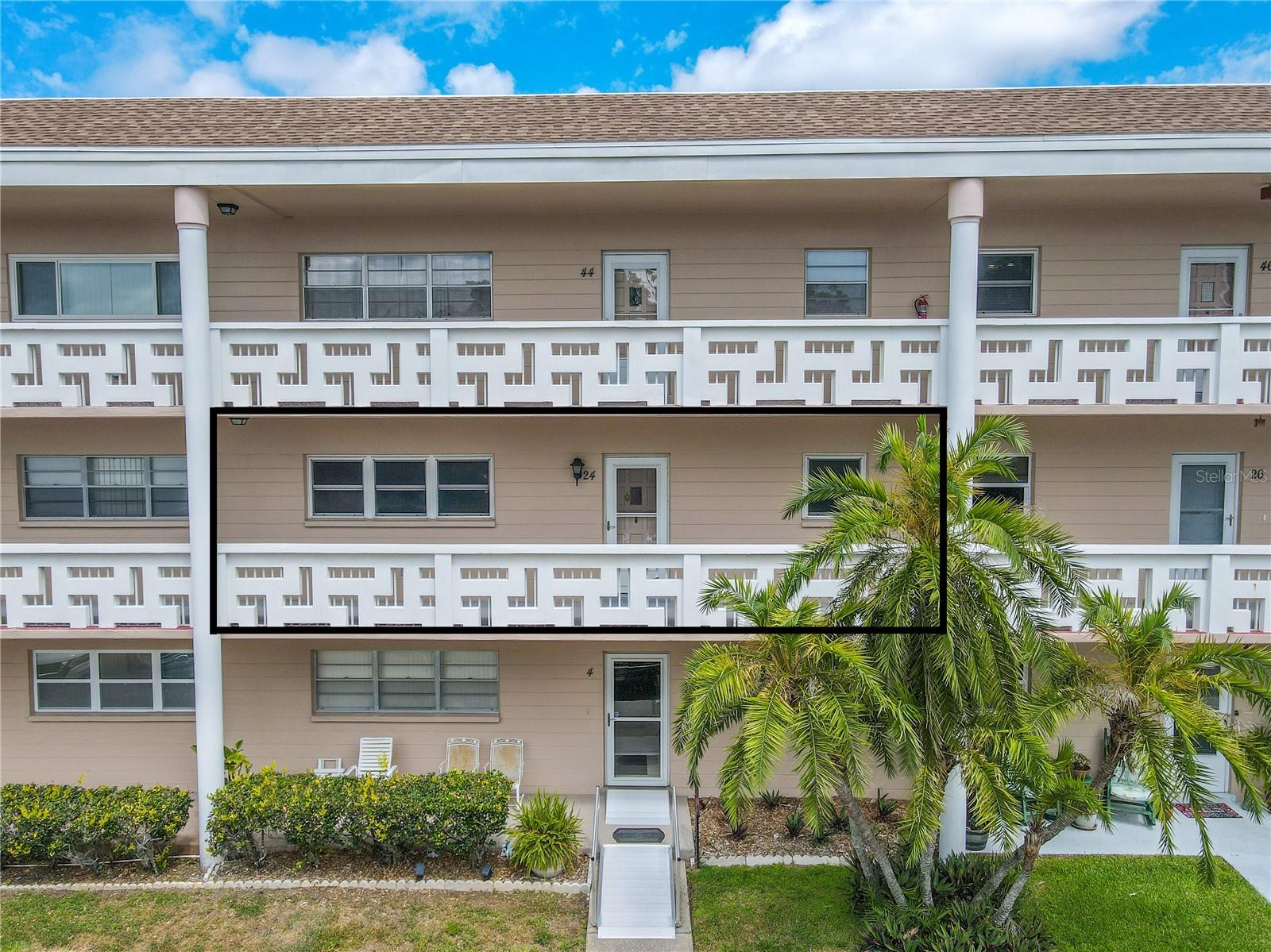 2436 RHODESIAN DRIVE 24