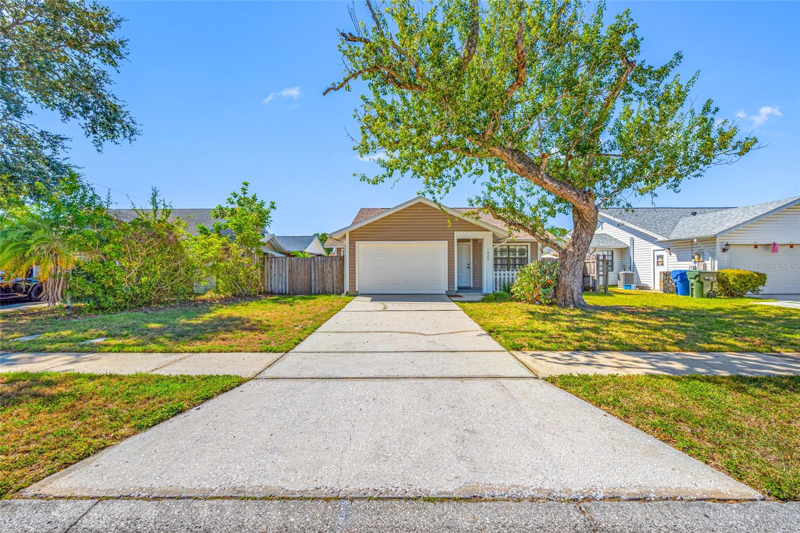 1822 TALL PINES DRIVE