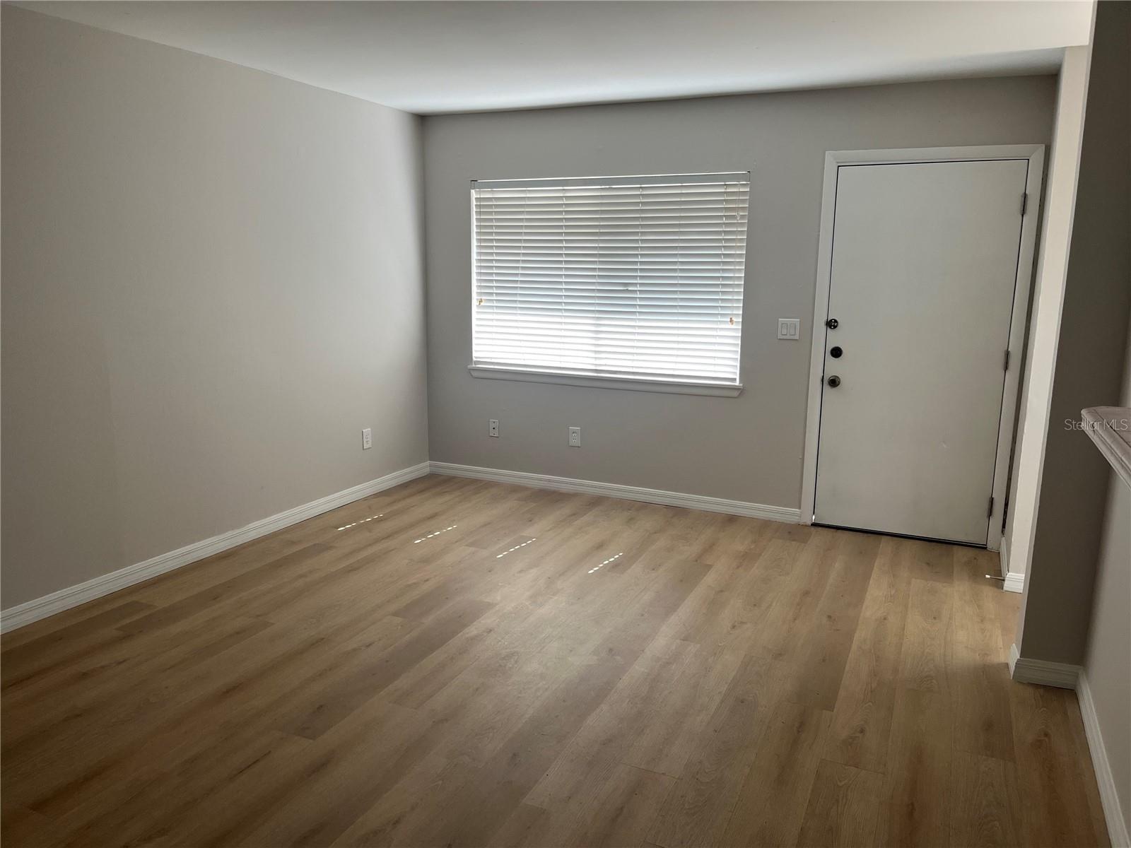 PHEASANT RUN AT ROSEMONT CONDO - Residential Lease