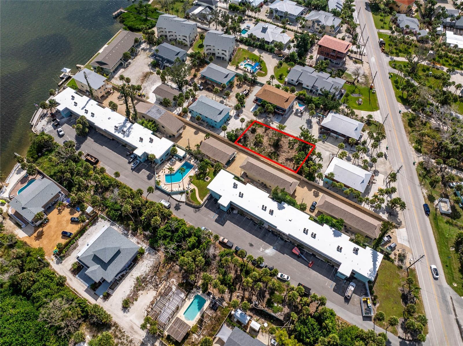 SCOTTS JUNGLEWOOD BCH CLUB - Land