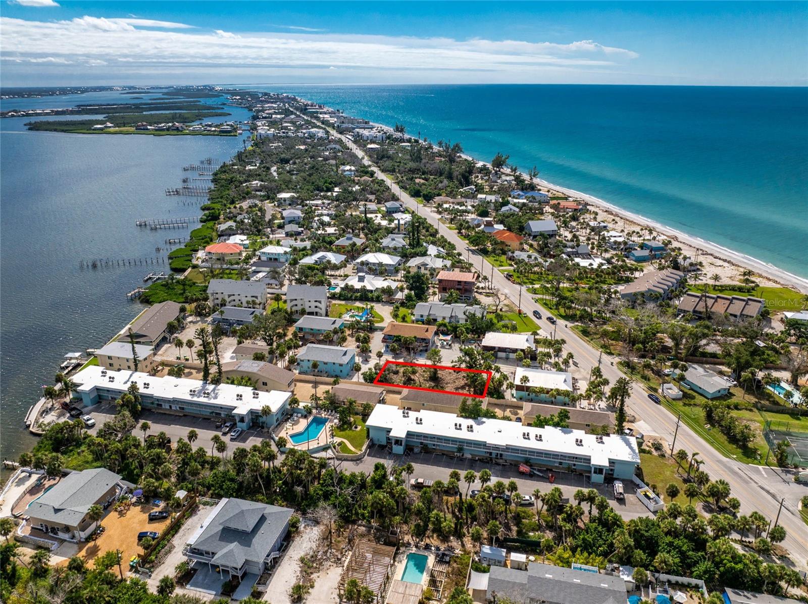 SCOTTS JUNGLEWOOD BCH CLUB - Land