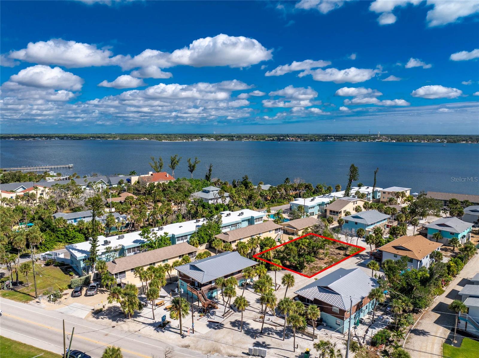 SCOTTS JUNGLEWOOD BCH CLUB - Land