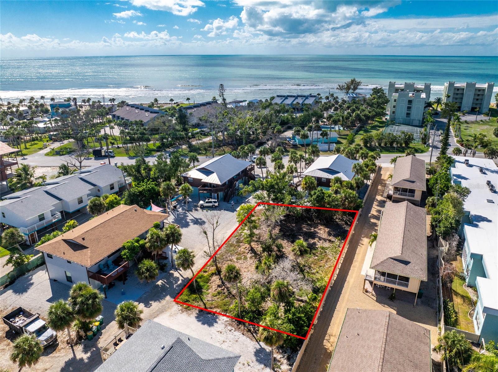 SCOTTS JUNGLEWOOD BCH CLUB - Land