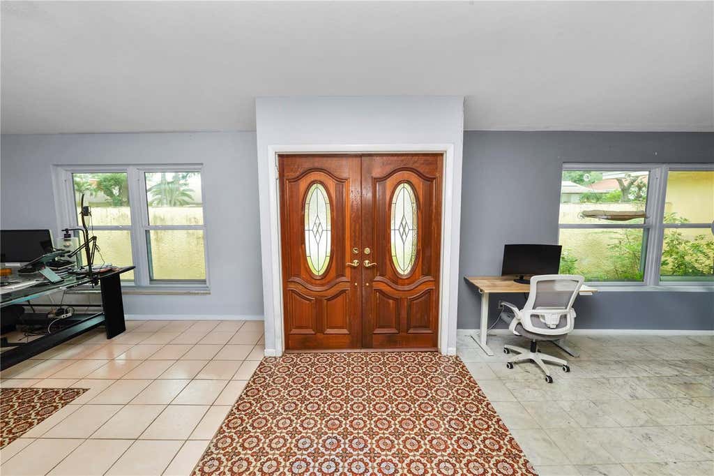 Photo of 2010 Moss Court, Dunedin, FL 34698 (MLS # L4964192)