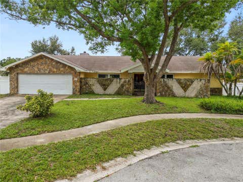Photo of 2010 Moss Court, Dunedin, FL 34698 (MLS # L4964192)