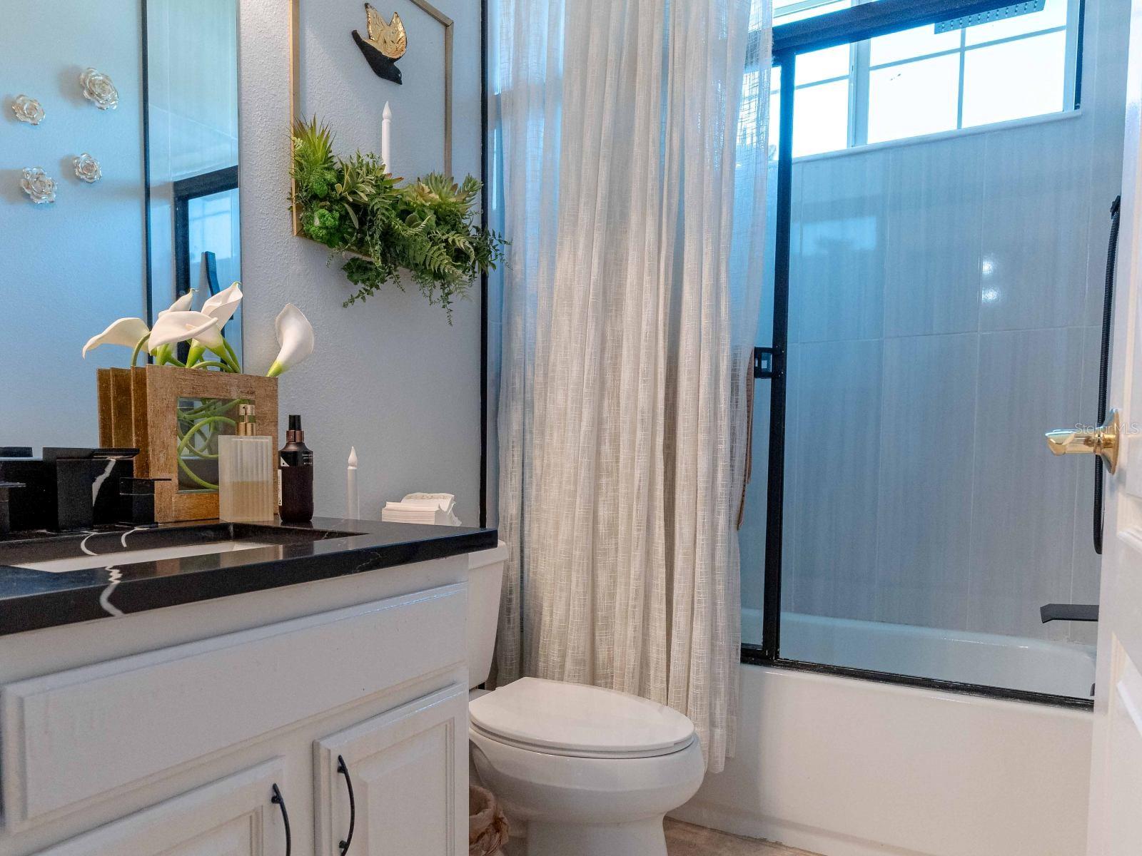 LINCOLNWOOD ESTATES - Residential