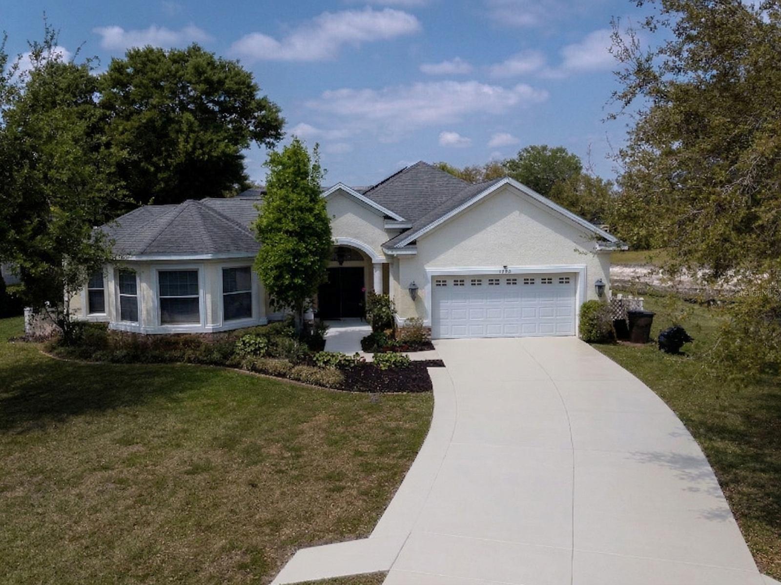 LINCOLNWOOD ESTATES - Residential