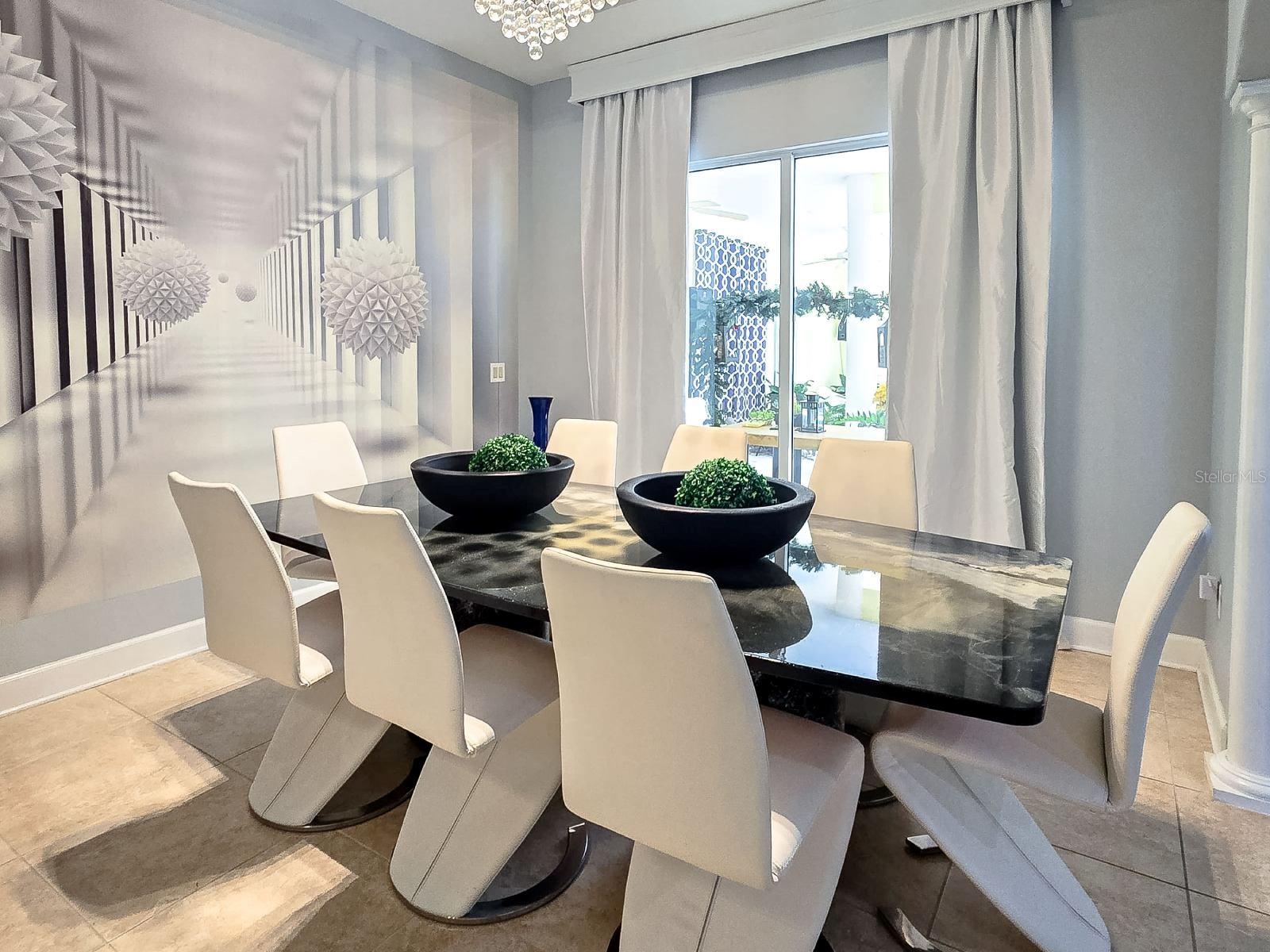 LINCOLNWOOD ESTATES - Residential