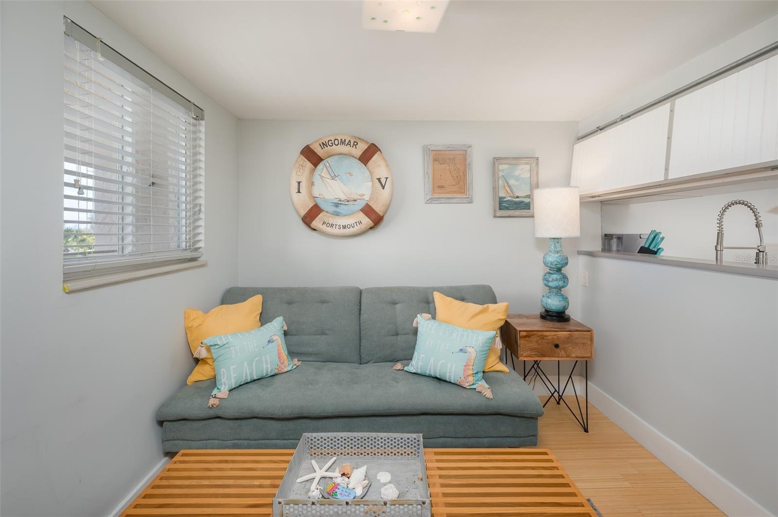 PRESIDENTIAL THE - Residential