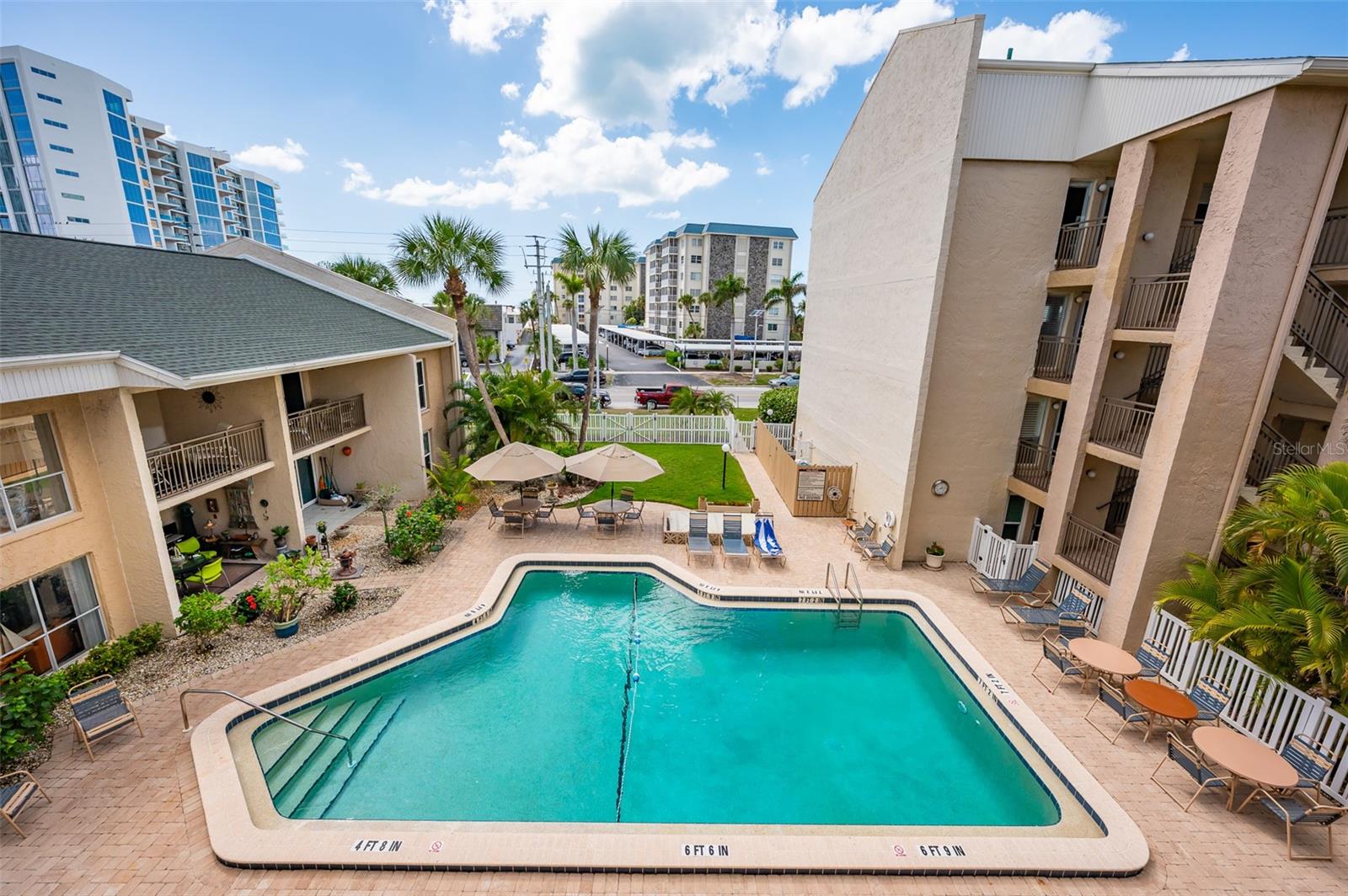 PRESIDENTIAL THE - Residential