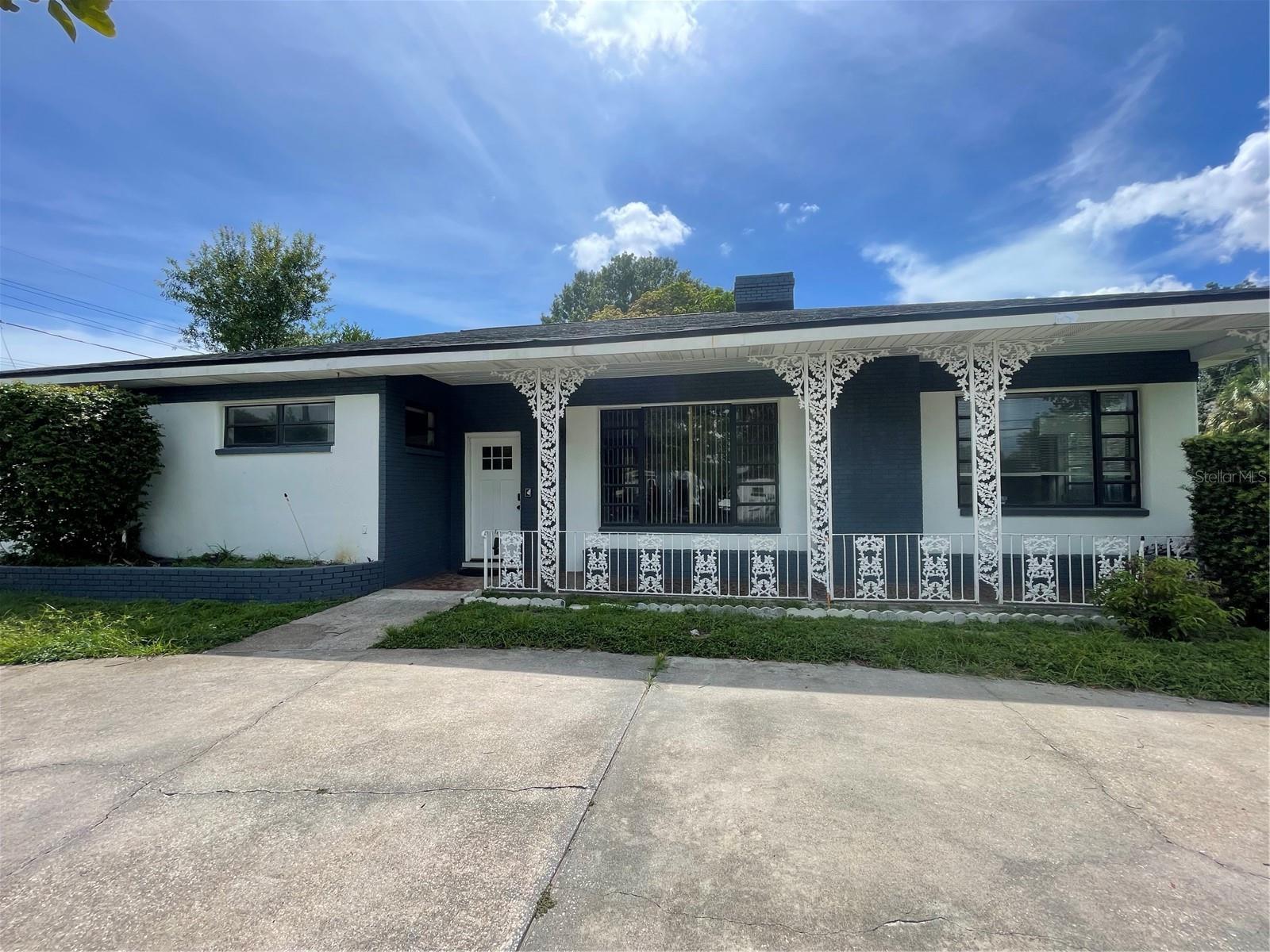 Spacious 5-Bedroom Pool Home with Tons of Parking & Entertaining Space. Just 1.3 Miles from downtown Tampa and UT! Welcome to this updated 5-bed, 3.5-bath home with over 2,000 sq ft of living space with generously sized bedrooms and fully renovated bathrooms. The open-concept kitchen flows seamlessly into a large family room with a wet bar perfect for entertaining. Step outside to a true backyard oasis featuring a private pool, large fenced-in yard, and lots of room to host. Plus plenty of parking, enjoy a spacious garage, long driveway, and circular front drive, offering room for multiple vehicles. Live in the heart of it all close to downtown, UT, Hyde Park, Midtown, and Soho with space, style, and unbeatable convenience