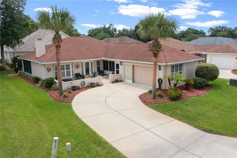 Photo of 11159 SW 68th Court, Ocala, FL 34476 (MLS # OM705028)